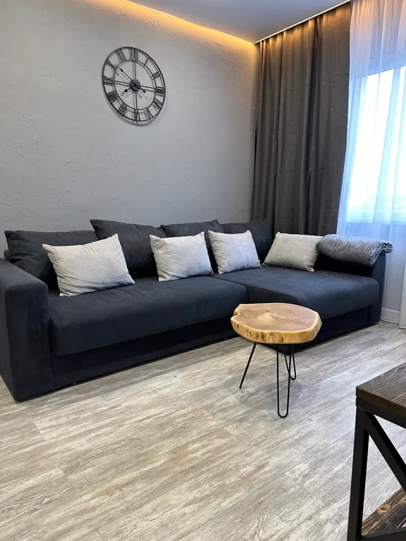 Однокомнатная квартира рядом со склоном