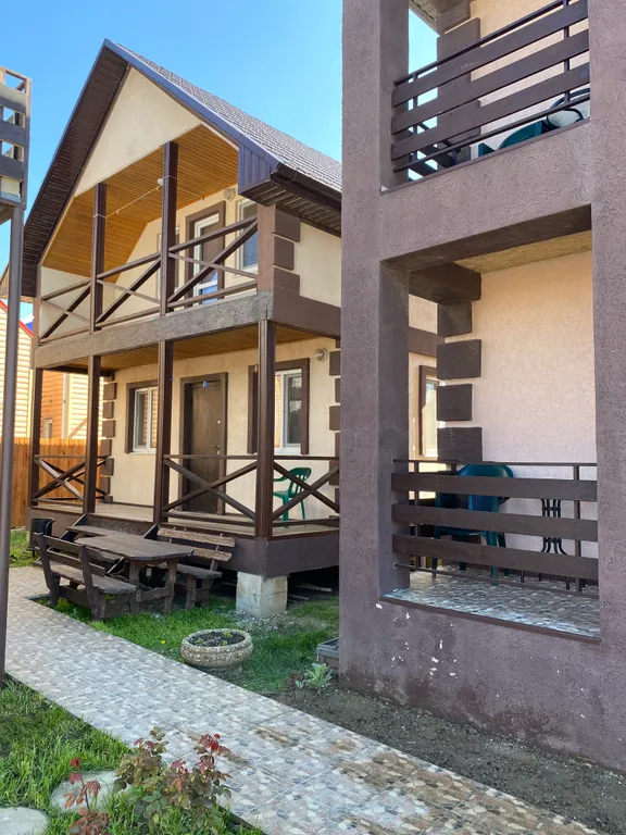 Коттедж Домик у Эллис 2-х этажный коттедж — Кучугуры