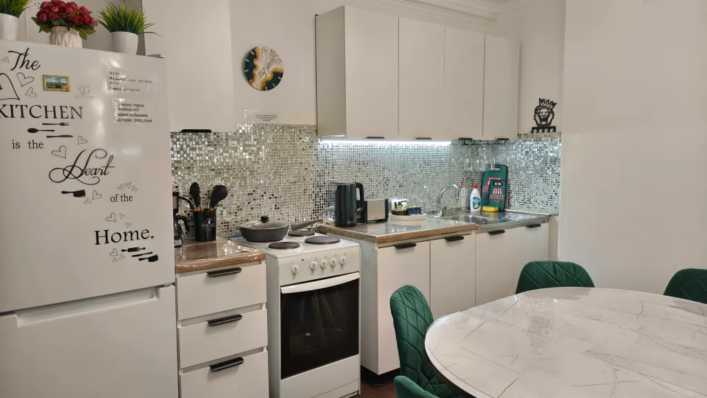 Уютные апартаменте в Университетском Золотой Лев " Изумрудные "