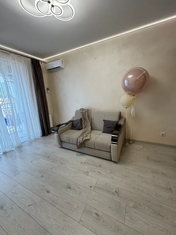 Шикарная с видом на море и горы