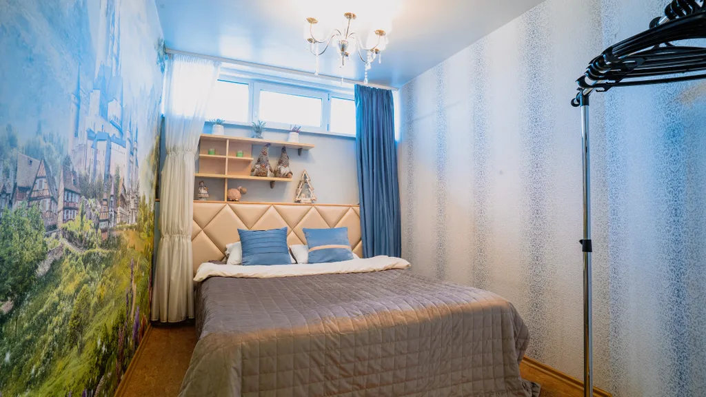 Центр города в 5 минутах езды, размещение 12 чел, кондиционер, сауна