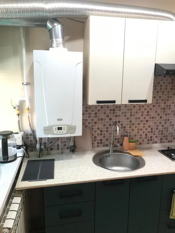 Уютный домик с двориком в центре