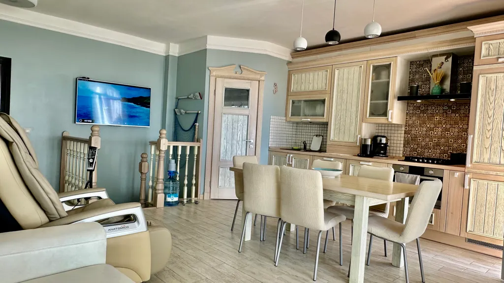 Квартира с панорамным видом на море