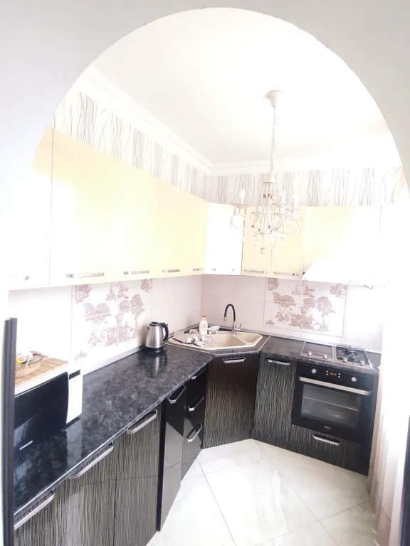 Уютная 3  квартира под ключ в центре Сухума