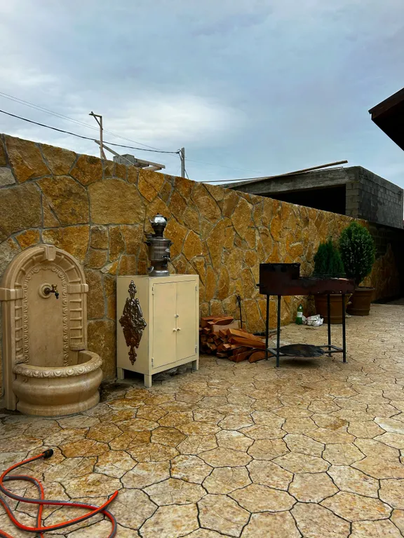 Дом на берегу моря