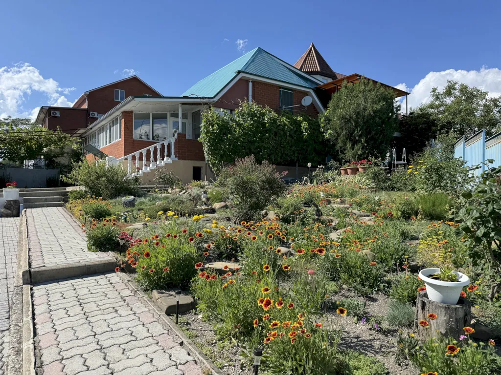 Коттедж Дом под ключ с видом на море — Голубая Бухта