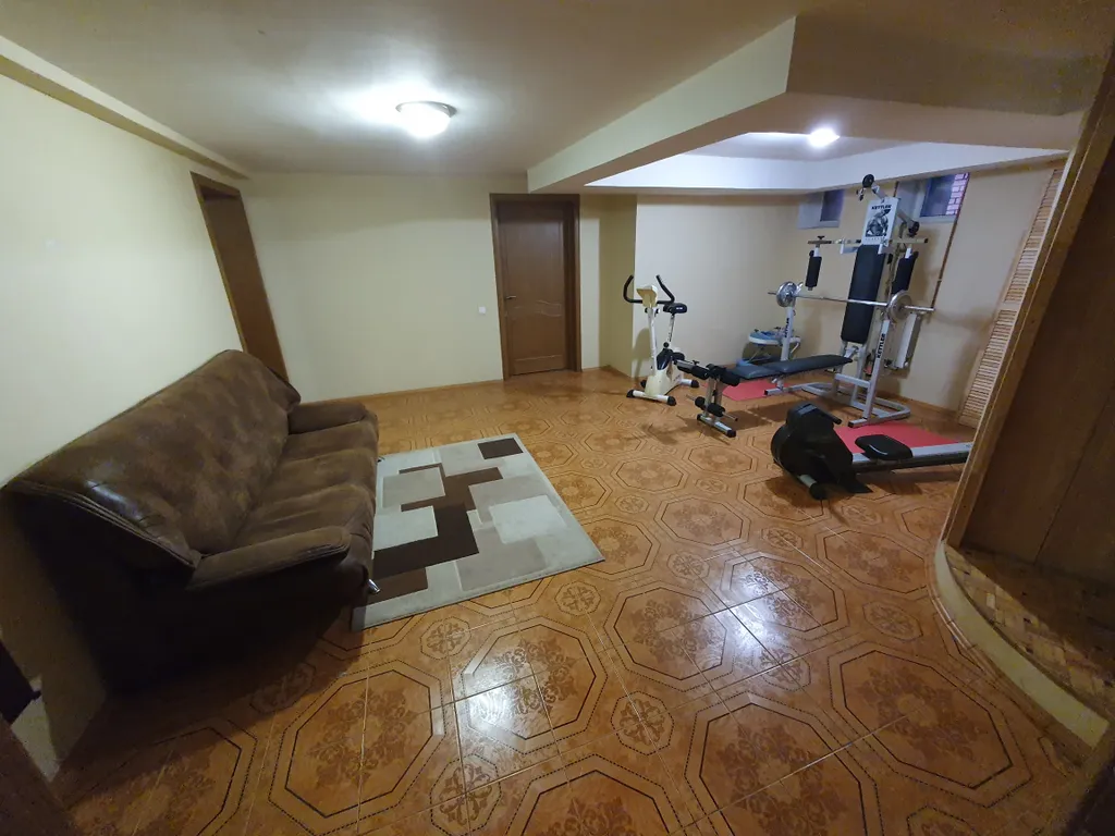 Уютный дом на Северо-западе города