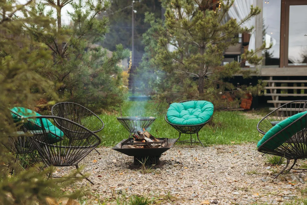 Дом с баней бочкой у воды и леса Green house