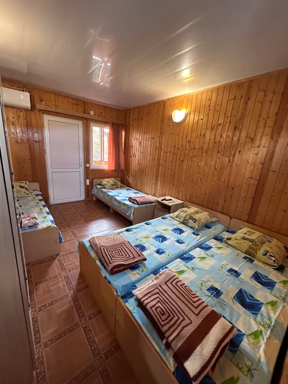 Квартира Комната — аренда посуточно в Лоо