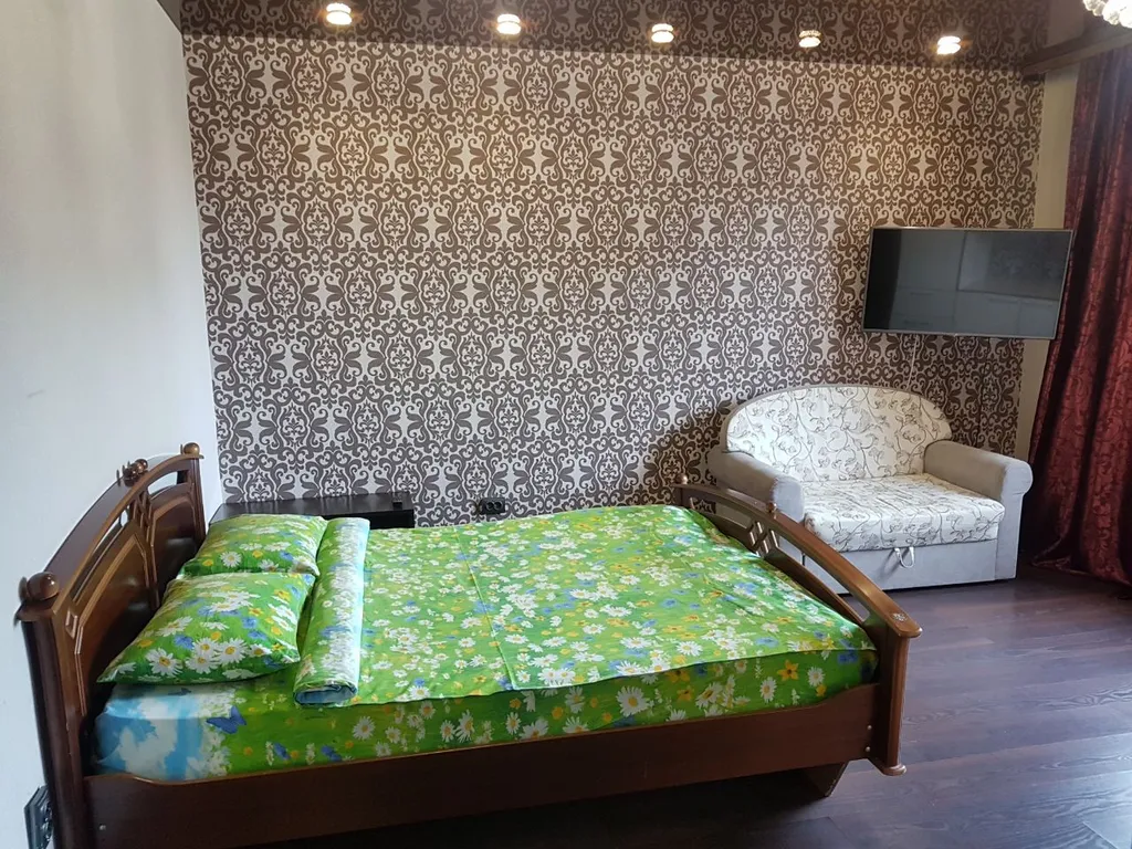 2-комнатная просторная и светлая квартира — аренда посуточно в Новый Уренгой