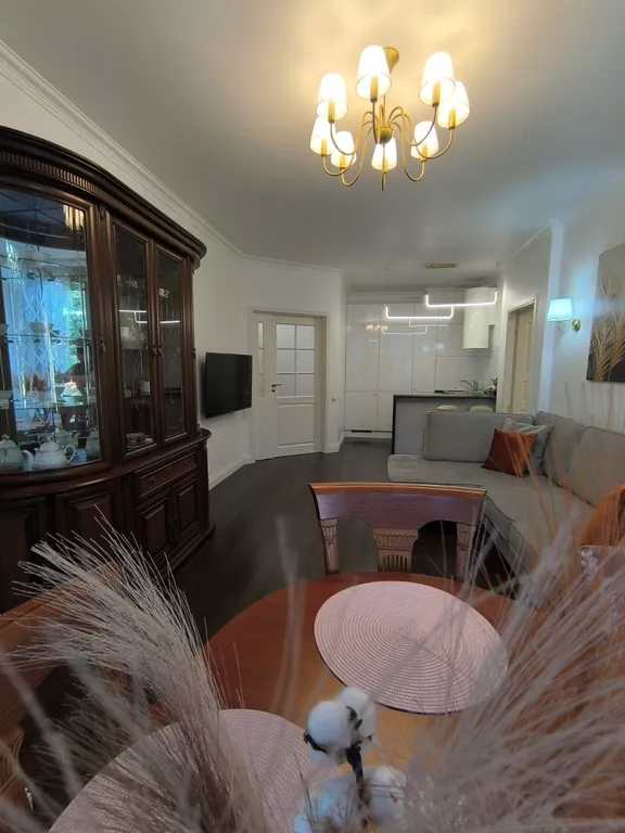 Velvet Aparts трехкомнатные в центре с парковкой