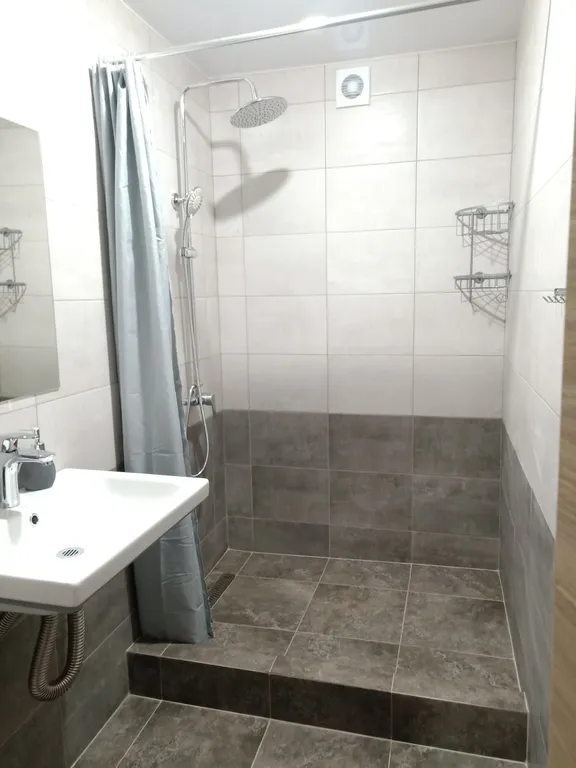 Домик с видом на озеро