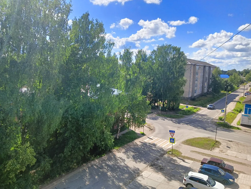 Квартира в центре с панорамными окнами и живописным видом