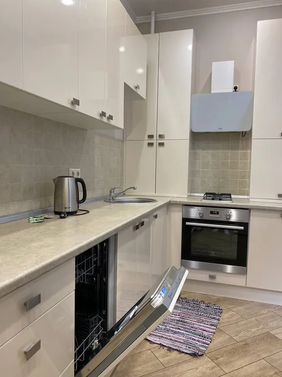 Евродвухкомнатный апартамент с видом на горы