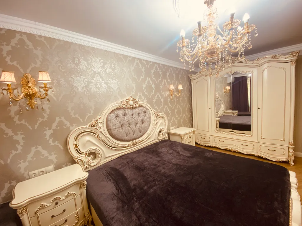 Трёхкомнатная квартира в самом центре Сочи рядом с морем