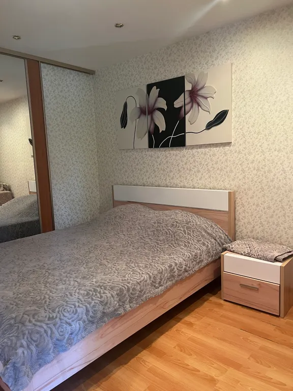 Уютная двухкомнатная квартира — аренда посуточно в Ангарск