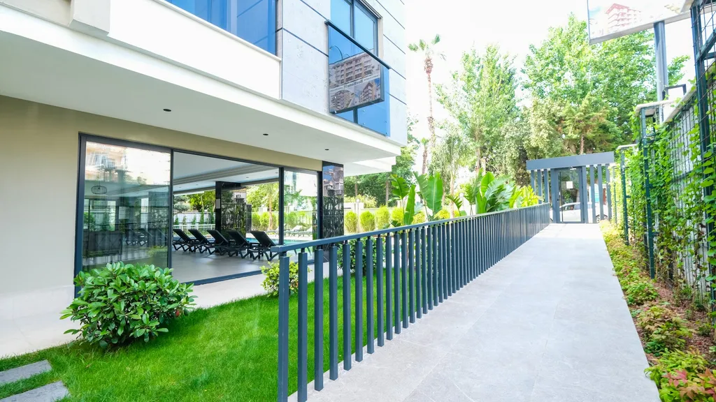 Трехкомнатный пентхаус в районе пляжа Клеопатра в комплексе Бестхоум