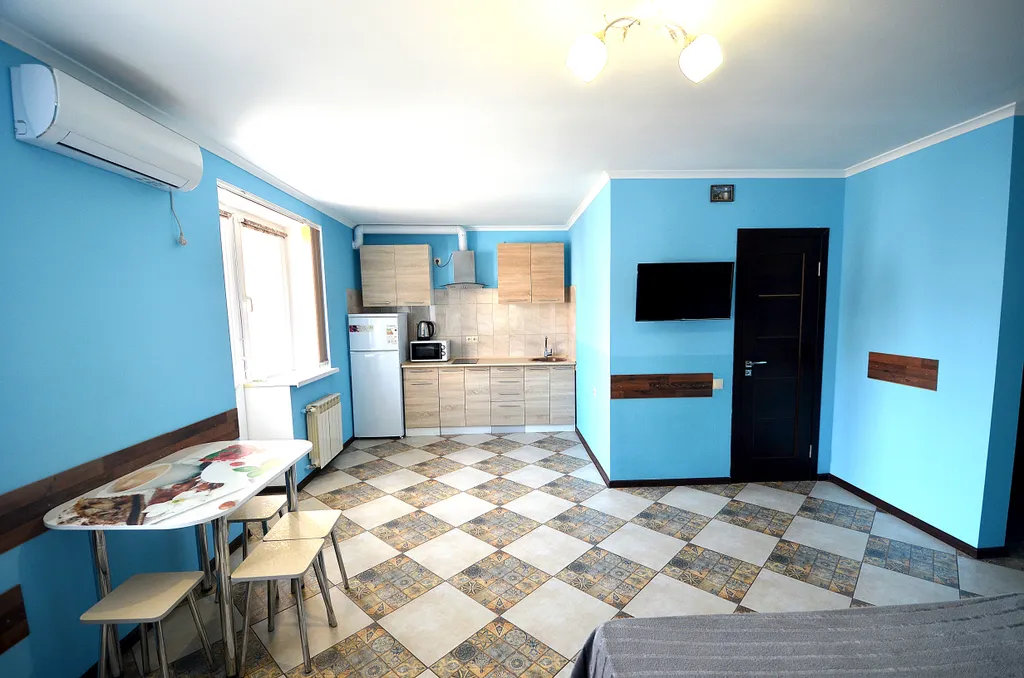 Квартира-студия голубая — аренда посуточно в Коктебель