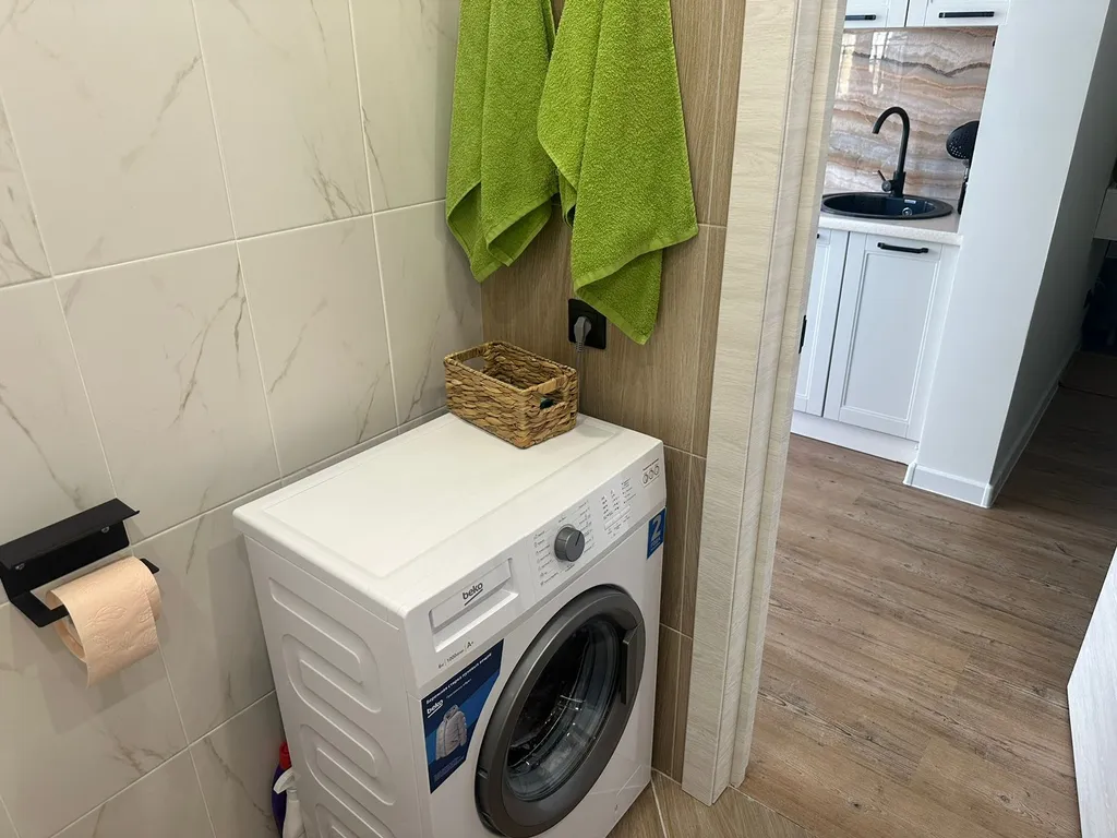 Стильная студия в доме комфорт класса с шикарным видом