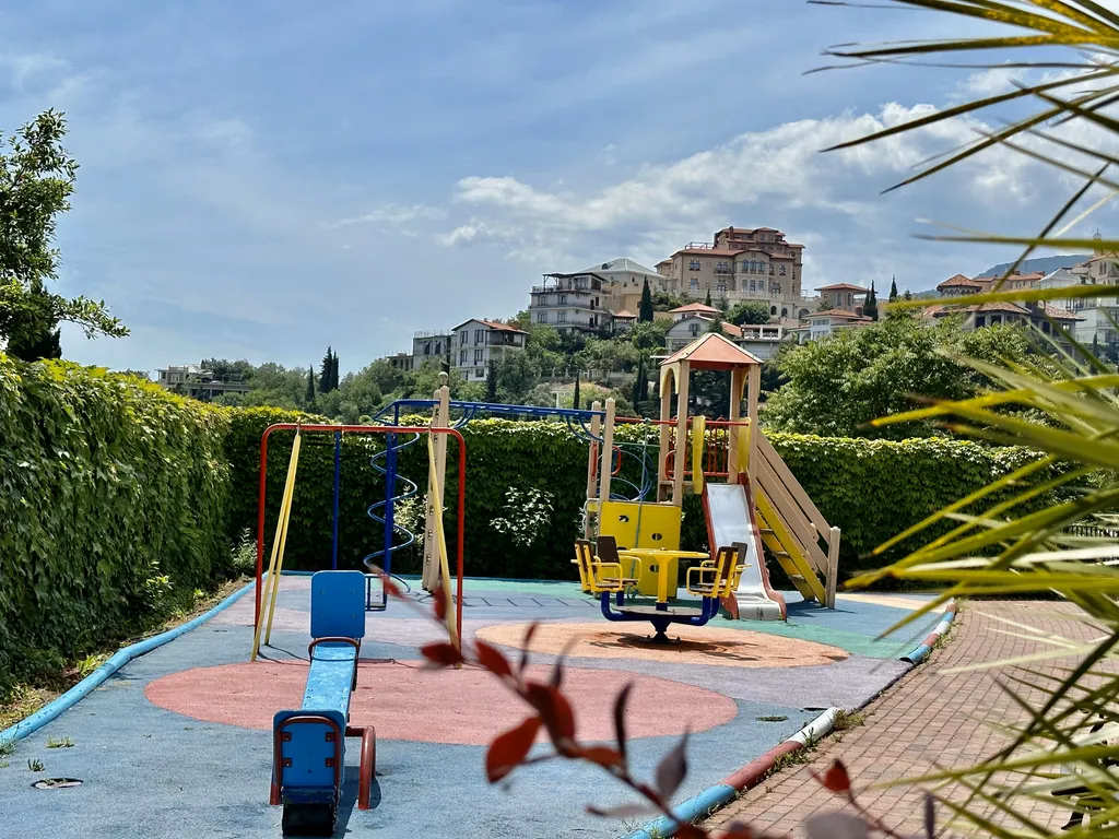 3-комнатная квартира в современном ЖК с бассейном