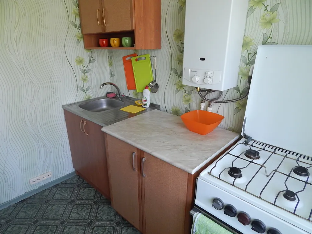 Многоквартирный дом, офицерский городок, 1-комнатная квартира