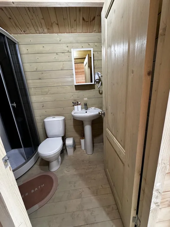 Коттедж под ключ, с удобствами внутри