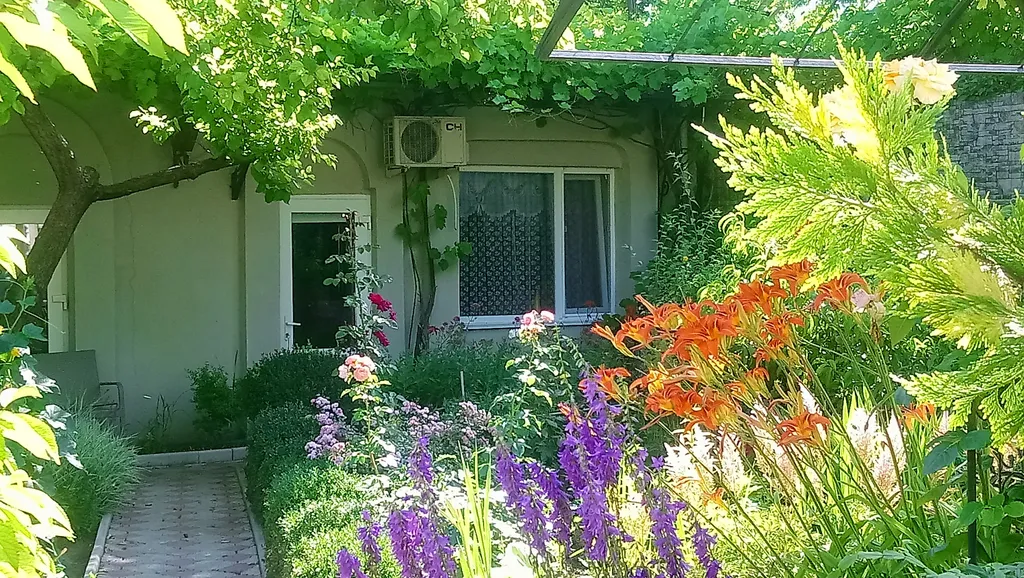 Коттедж Уютный домик — Севастополь