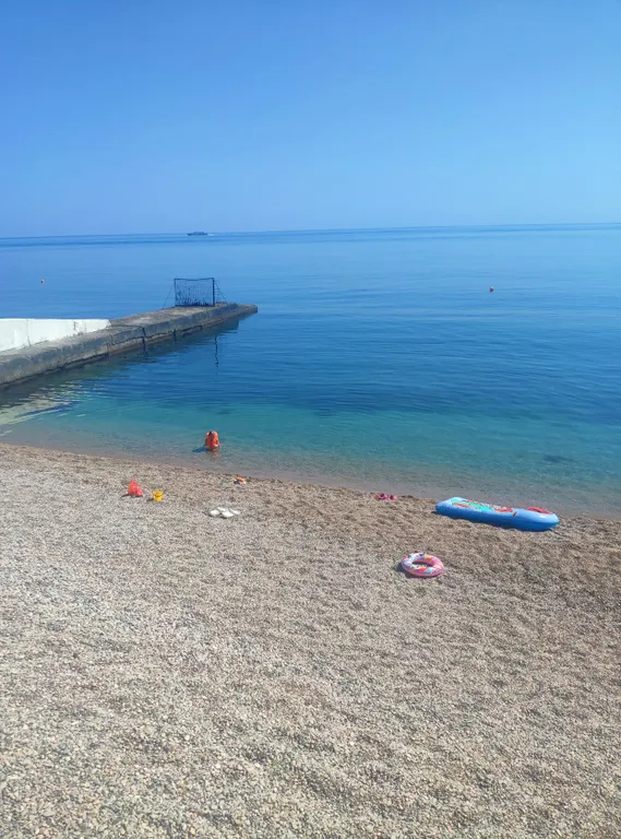 Дизайнерский апартамент с видом на море