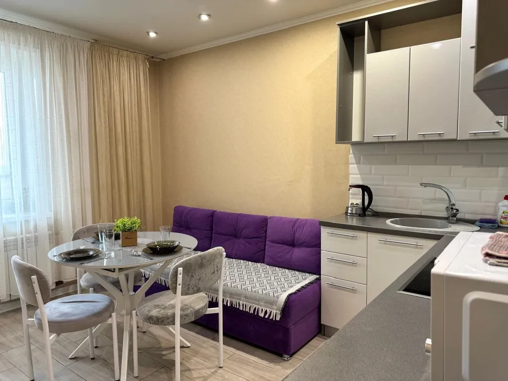 Апартаменты Аврора Комсомольская 89 , закрытая парковка