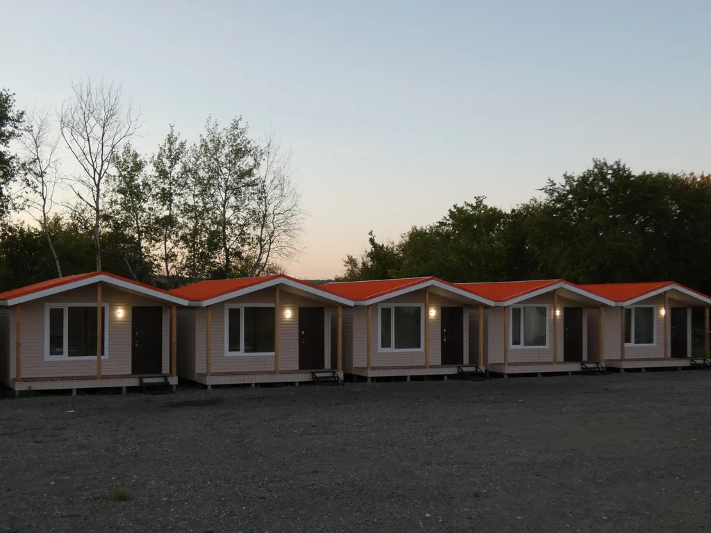 Уютный четырёхместный Домик с двуспальной кроватью