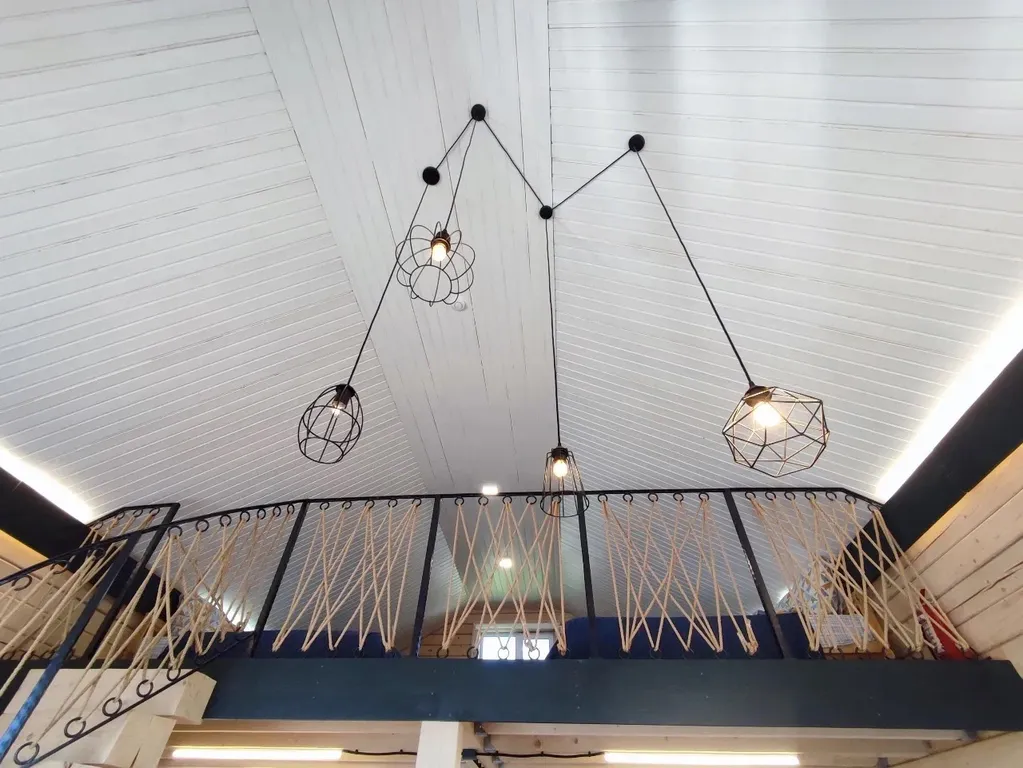 Уютный загородный дом в черте города