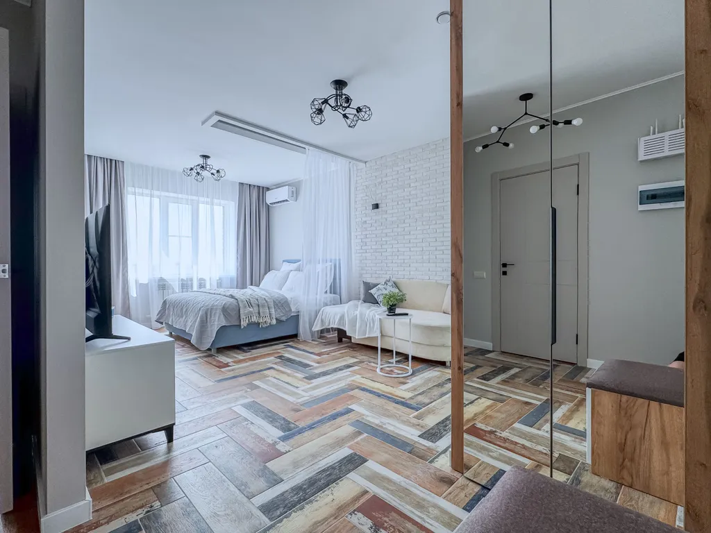 Комфорт в шаге от стадиона, удобная кровать и диван