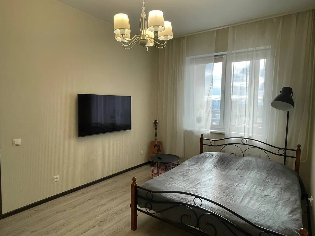 Однокомнатная квартира с большим балконом