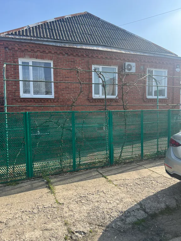 Коттедж Коттедж Уютное жильё у городского озера — Горячий Ключ