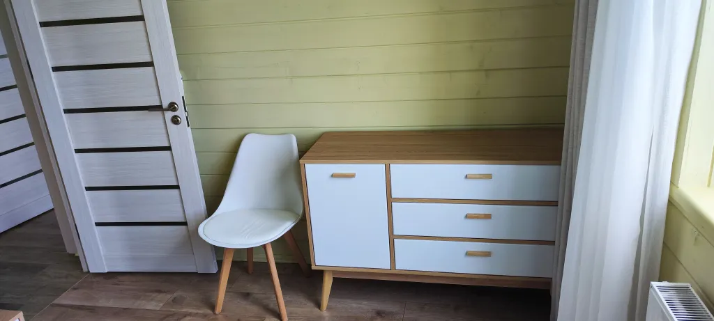 Дом с панорамными окнами в стиле Barn House