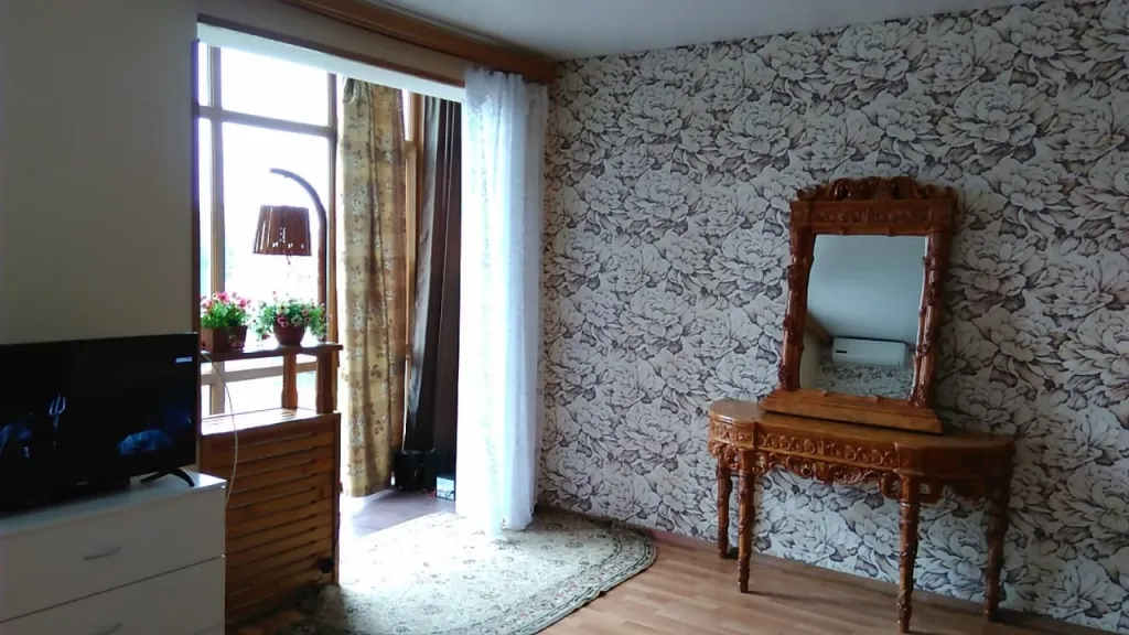 Квартира Уютная трёхкомнатная квартира в центре Сухума — Сухум