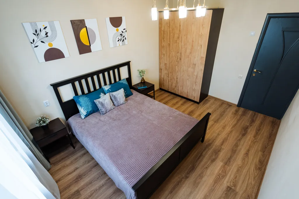 Квартира с четырьмя раздельными спальными местами.