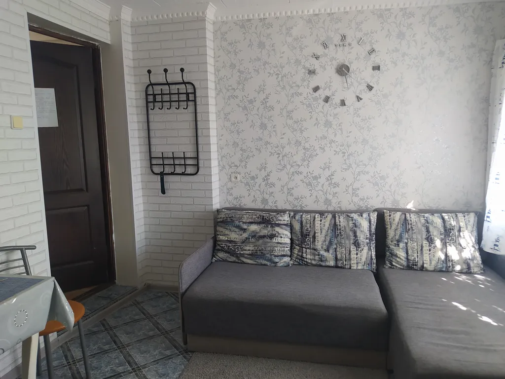 Летний домик с индивидуальной площадкой на крыше