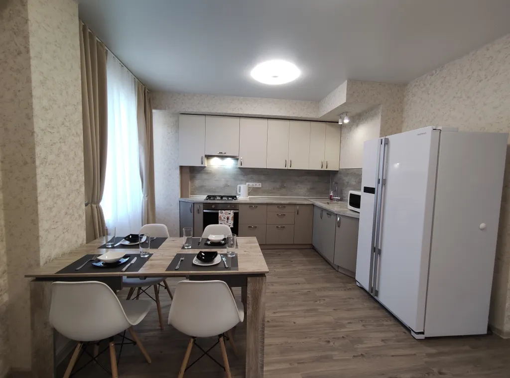 Квартира Уютная трёхкомнатная квартира в центре — Горячий Ключ