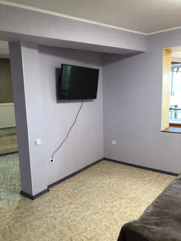 Небольшой дом в пригороде Ялты