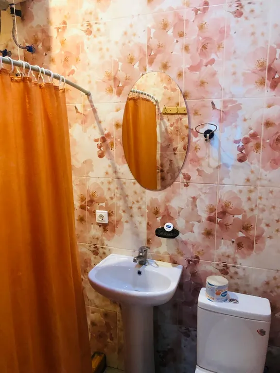 4-х местный номер с видом на море в центре