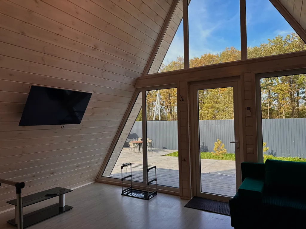 Уютный Афрейм с благоустроенной территорией