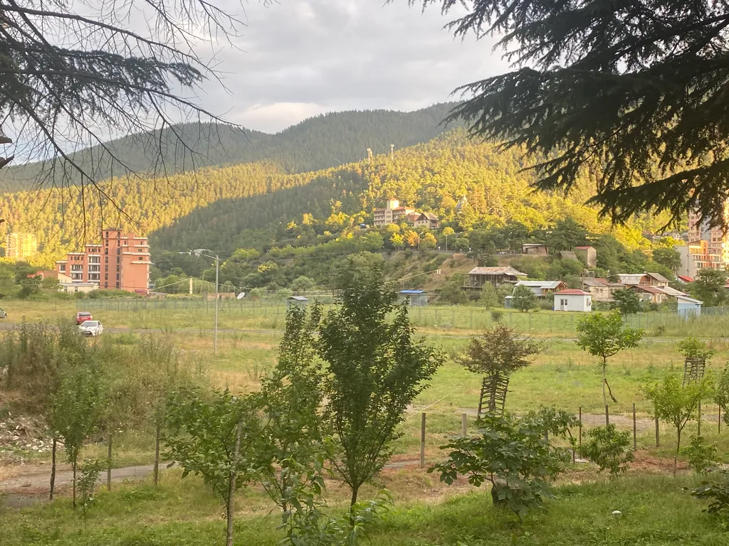 Квартира на 5 этаже с видом на горе