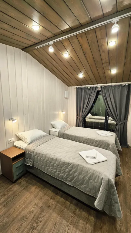 Далеко и надолго