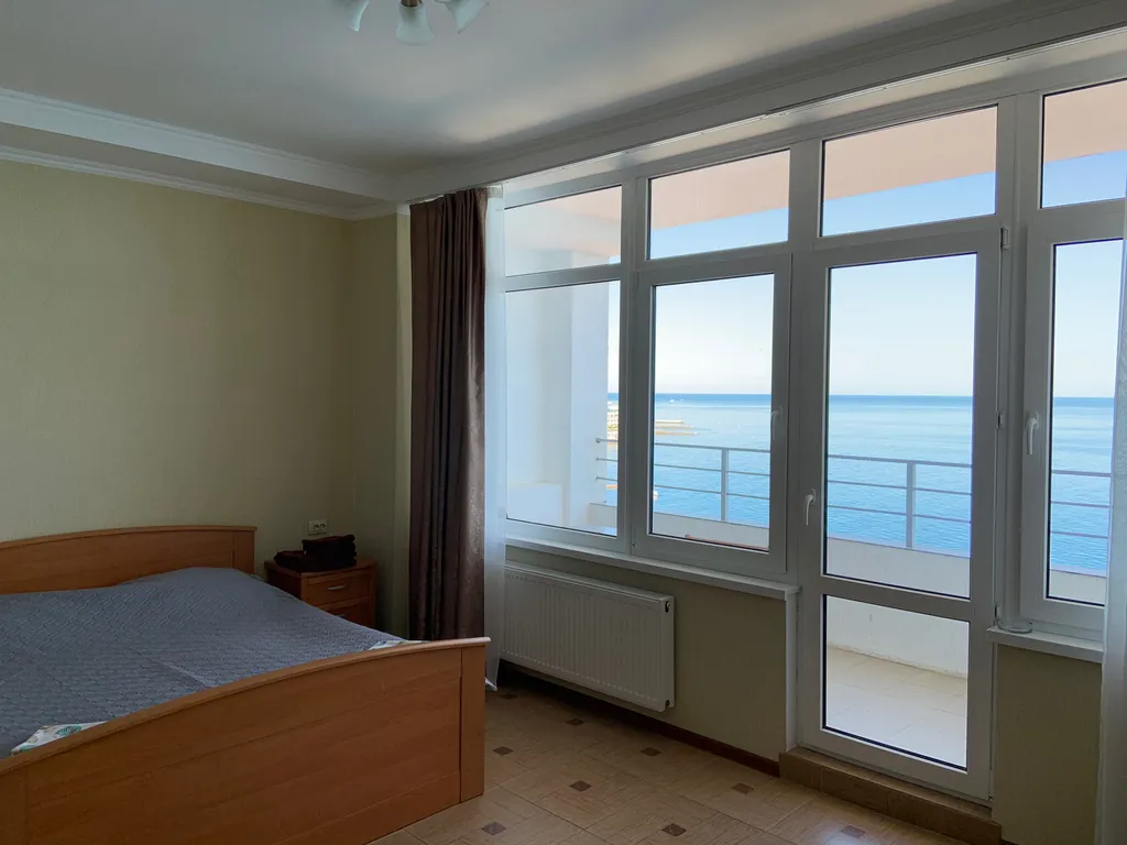 Четырехместная квартира с видом на море