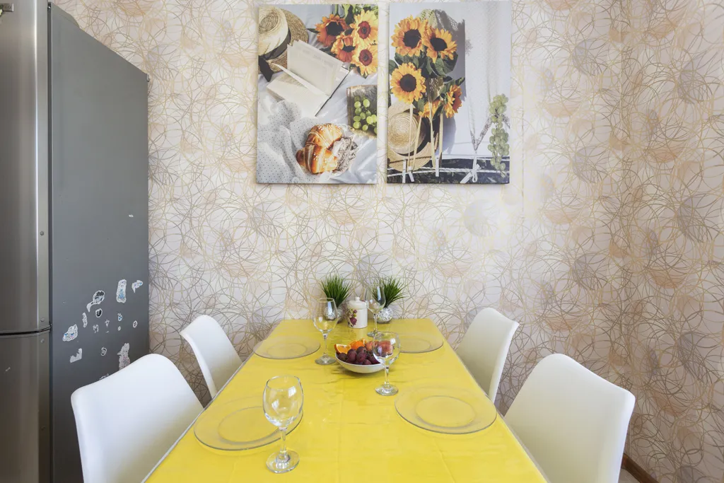 Квартира Удобная трехкомнатная квартира в Марьино — Москва