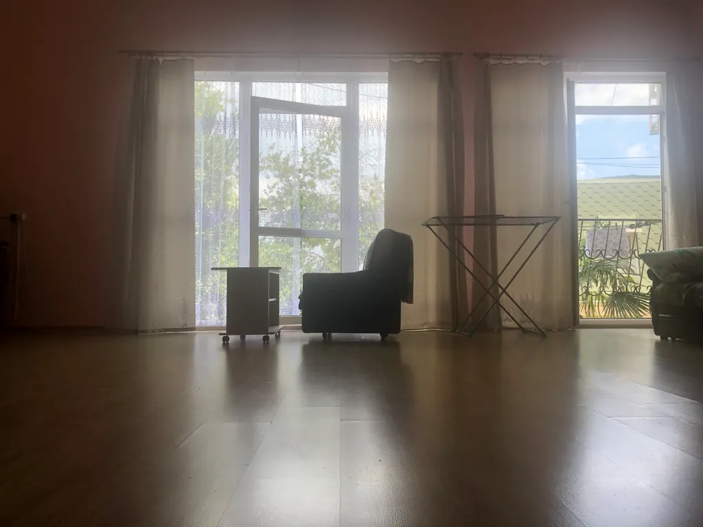 Квартира Большая светлая студия — аренда посуточно в Ливадия