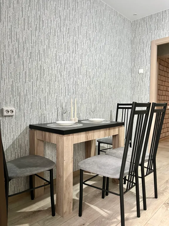 Квартира 2-комнатная квартира — Красноярск