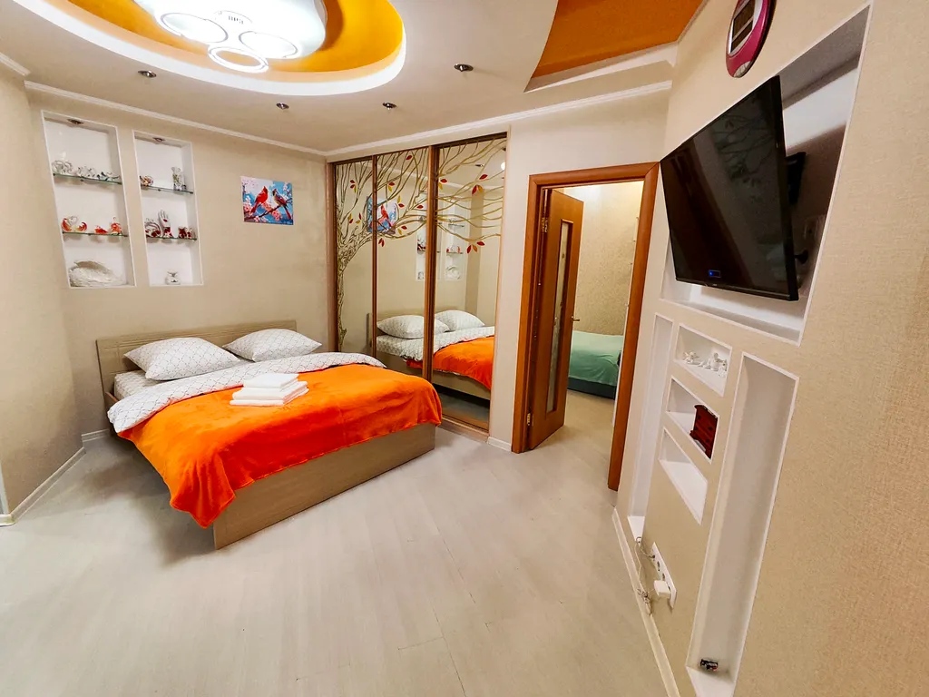 Уютная, тёплая квартира с видом на реку — аренда посуточно в Сургут