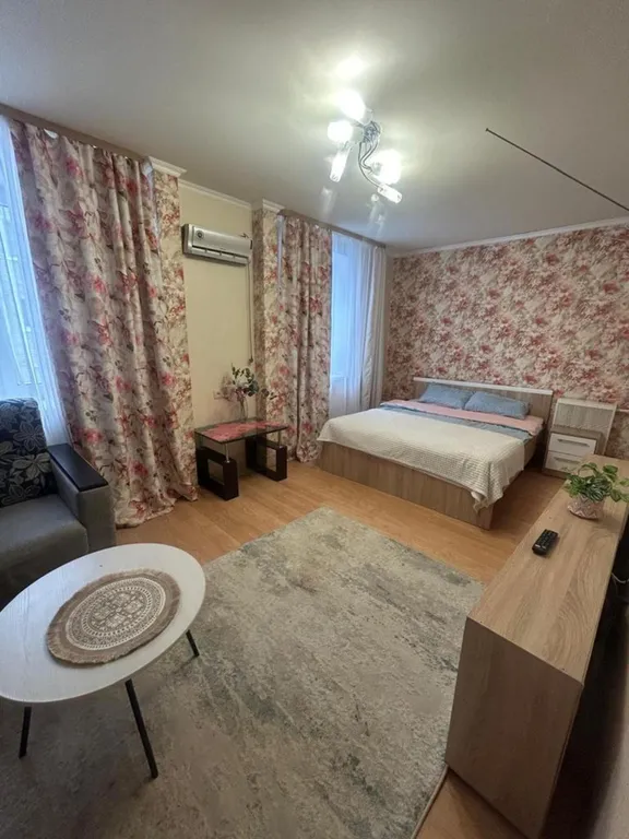 Квартира Koмфopтнaя и уютнaя квартиpa — аренда посуточно в Боровичи